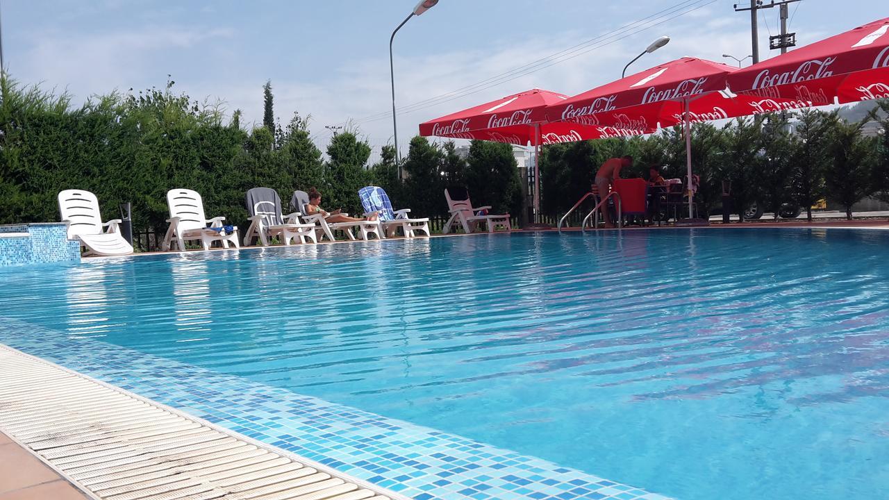 Hotel Blue Sky Golem (Tirana)